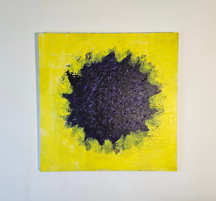 Big bang violet sur fond jaune: acrylique sur toile 100x100cm – Image 2
