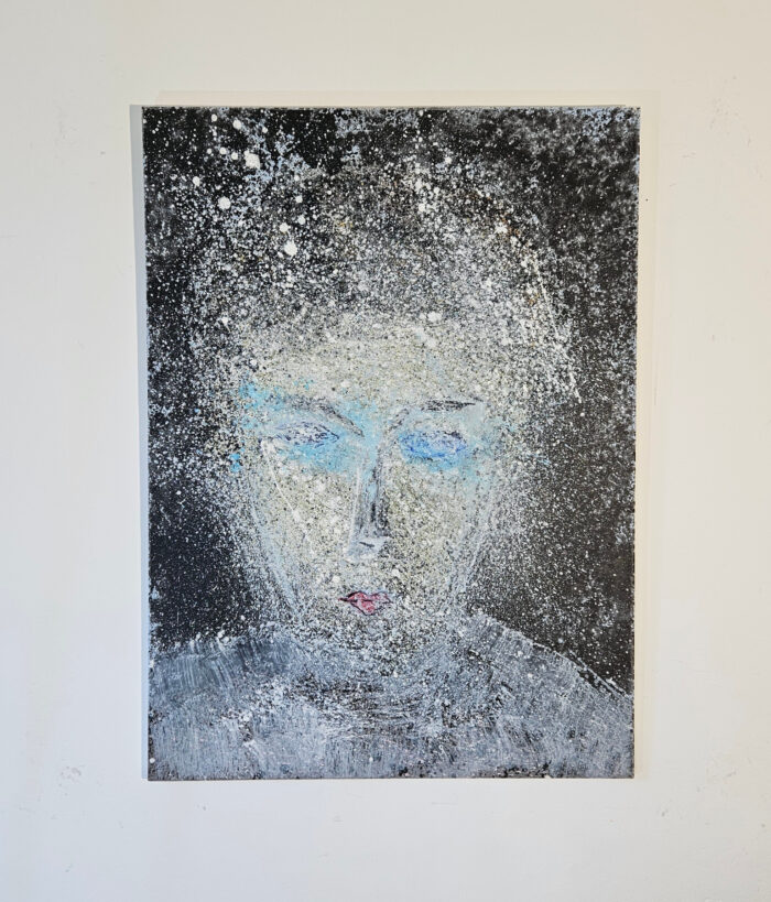 Portrait de femme aux yeux bleus peinture acrylique sur toile 100x73cm – Image 2