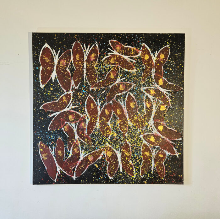 Représentation de papillons rouge et or peinture acrylique moderne sur toile 100x100cm – Image 2
